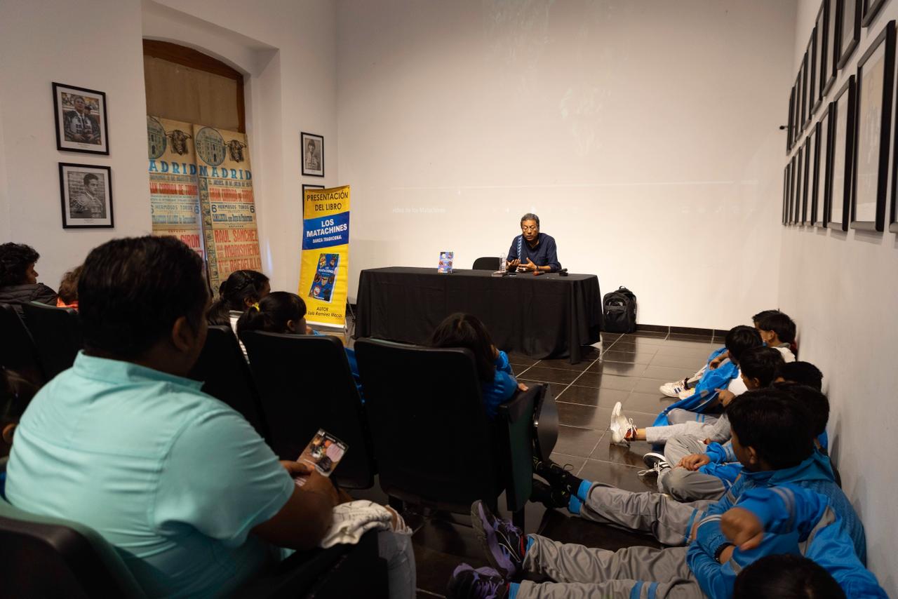 Continúa el ciclo de conferencias 'Conoce Huamantla' con la presentación del libro 'Los Matachines'